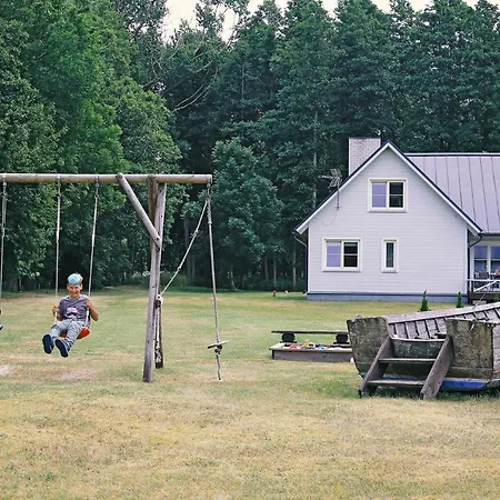 Niidupuu Holiday Holiday home Mandjala
